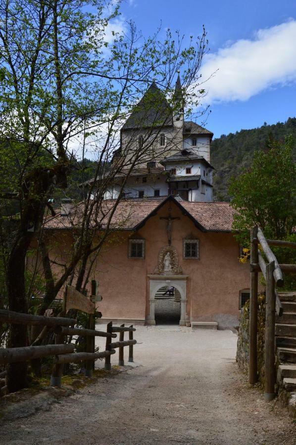 Ferienwohnung Il Nido Dei Sogni Sanzeno Exterior foto